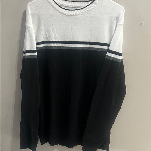Other - Classic Black and White Men's Sweatshirt